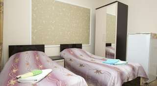 Гостиница Гостевой дом Татьяна Адлер Двухместный номер Делюкс с 1 кроватью или 2 отдельными кроватями-1